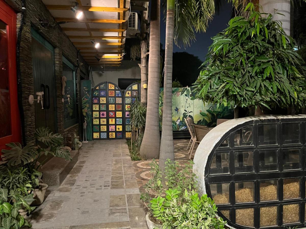 Aakritii Hotels Gurgaon Exterior foto